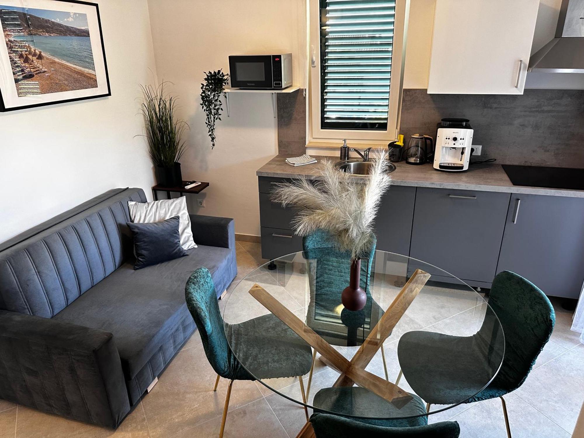 באסקה Divine Apartments מראה חיצוני תמונה