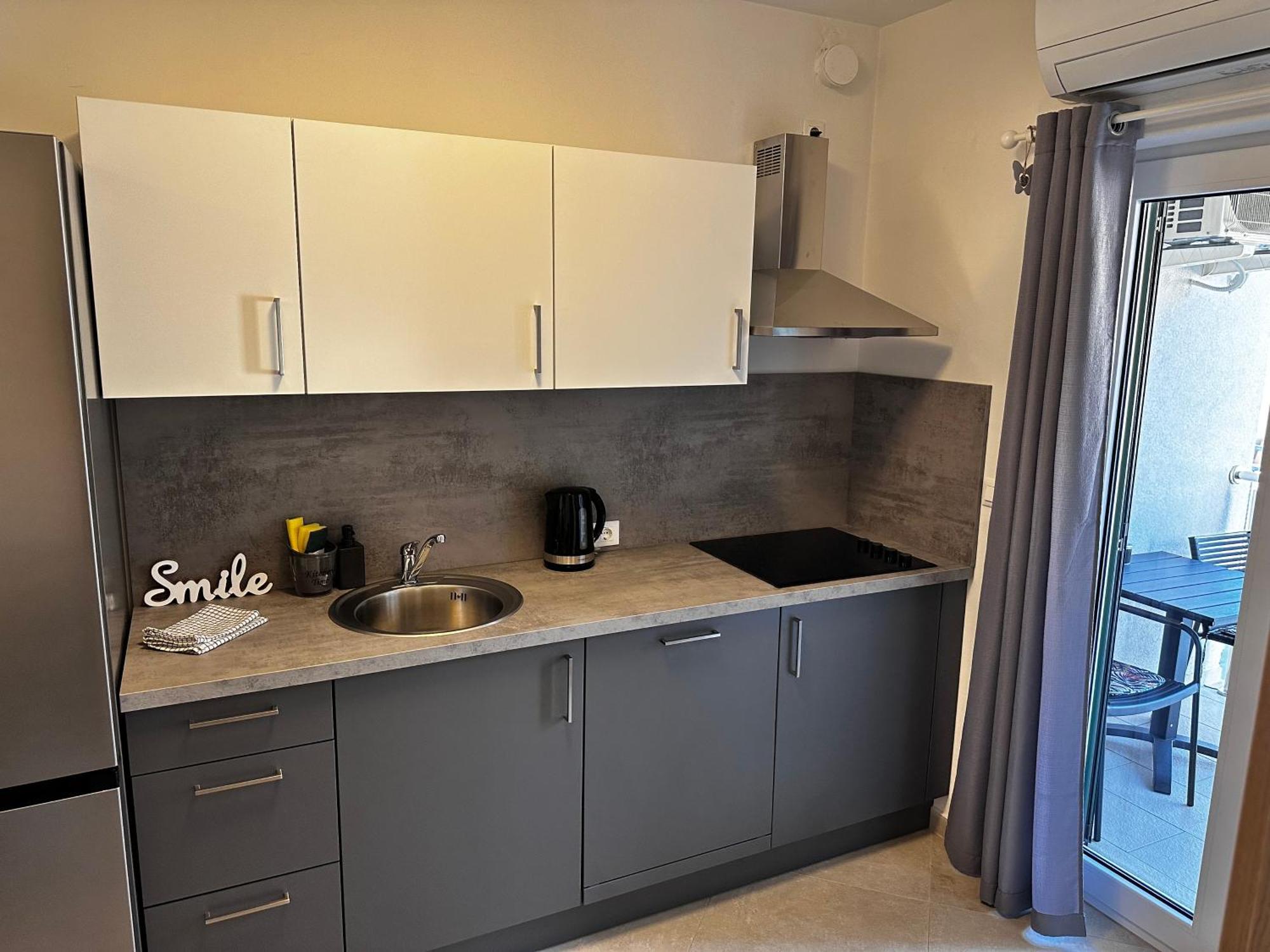 באסקה Divine Apartments מראה חיצוני תמונה